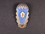 Odznak výsadkového vojska 3. třídy z obdobi 1965-1992 č.3357, první typ