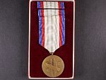 Medaile - Za upevňování přátelství ve zbrani III. třída