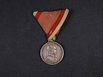Medaile za statečnost II. třídy, Ag, původní vojenská stuha, vydání 1914 - 1917