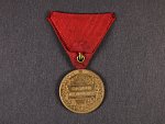 Vojenská jubilejní pam. medaile z r.1898, bronz, původní stuha