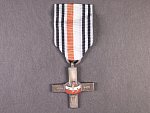 Kříž povstalcům Varšavy 1944