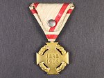 Jubilejní kříž 1908 na původní vojenské stuze