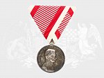 Medaile za statečnost II. třídy, Ag, původní vojenská stuha, vydání 1917 - 1918
