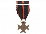Kříž za věrnost Svazu protifašistických bojovníků + etue