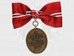 Bronzová záslužná medaile o Rakouský Červený kříž na dámské stuze + originální etue