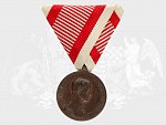 Bronzová medaile za statečnost, původní vojenská stuha, vydání 1917 - 1918