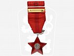 Řád Rudé hvězdy, ČSSR, č.2673, punc Ag 900, značka výrobce Zukov, původní etue