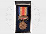Medaile na Čínsko - Japonskou válku 1937 - 1945, původní etue..