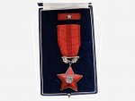 Řád Rudé hvězdy, ČSSR, č.1332, punc Ag 900, značka výrobce Zukov, původní etue