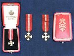 Miniatura řádu Italské koruny + orig. etue, lícní středový medailon chybí