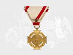 Jubilejní kříž 1908 na původní vojenské stuze