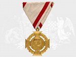 Jubilejní kříž 1908 na původní vojenské stuze