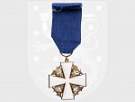 Řád bílé růže, rytíř I. třídy, typ II. (od r. 1944), stříbro, smalty, na závěsném kroužku punc Ag a značka výrobce, původní etue