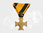 Vojenský služební kříž pro důstojníky III.tř. za 25 let služby, 3. vydání z let 1890 - 1918, pozlacený bronz, stříbro, původní stuha