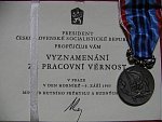 Medaile - za pracovní věrnost - ČSSR + etue + dekret