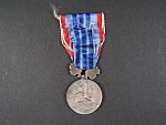 Medaile Za pracovni vernost CSR