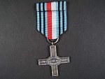 Kříž povstalcům Varšavy 1944