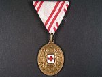 Bronzová čestná medaile za zásluhy o červený kříž, nová stuha