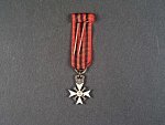 Miniatura Občanského vyznamenání za mimořádné činy hrdinství, oddanosti nebo humanity, kříž I. třídy, na stuze za službu ve správě