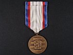 Medaile - Za upevňování přátelství ve zbrani III. třída