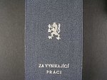 Vyznamenání - Za vynikající práci - I. vydání 1951-1960 ČSR č. 0940 + orig. etue
