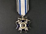 Vojenský záslužný řád IV. třída s meči