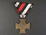 Čestný kříž 1914-1918 pro vdovy a rodiče padlých na stuze pro Rakušáky