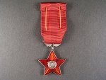 Řád Rudé hvězdy ČSR č.983, opravovaný smalt v cípu hvězdy na reverzu