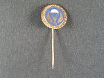 Výkonostní odznak, tm. modrý smalt