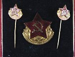 Odznak vzorný pracovník stát. obchodu č.1182+ 2 miniatury a etue