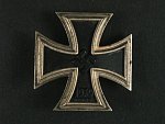 Železný kříž I. stupně 1939 se sponou, výrobce P. Meybauer, Berlin
