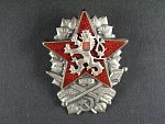 Odznak vojenské technické akademie 1954 č.567, výrobce Zukov Ag900