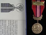 Medaile Za zásluhy o ČSLA, II.stupeň + průkaz