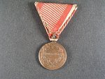 Bronzová medaile za statečnost, původní vojenská stuha, vydání 1917 - 1918