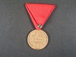 Vojenská jubilejní pam. medaile z r.1898, bronz, nová stuha