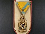 Řád železné koruny, 3.tř.(pozlacený bronz) + etue, výrobceWilhelm Kunz Wien, luxusní stav