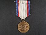Medaile - Za upevňování přátelství ve zbrani III. třída