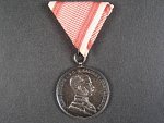 Medaile za statečnost I. třídy, Ag, na hraně značka A, původní vojenská stuha, vydání 1914 - 1917