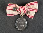 Miniatura Stříbrné čestné medaile za zásluhy o červený kříž s válečnou dekorací