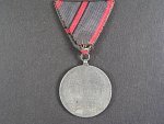 Medaile Za zranění z r. 1917 na stuze za jedno zranění