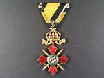 Královský řád za vojenské zásluhy s korunou, rytíř (V.tř.)