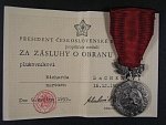 Medaile - Za zásluhy o obranu vlasti - ČSR, etue + průkaz, výrobce Zukov