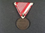 Bronzová medaile za statečnost, původní vojenská stuha, vydání 1917 - 1918