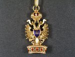 Řád železné koruny, 3.tř., puncovane Au, znacka vyrobce FR + originalni etue , luxusni kvalita