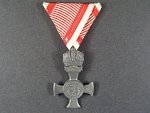 Železný záslužný kříž s korunou