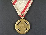 Jubilejní kříž 1908 na vojenské stuze