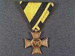 Vojenský služební kříž III.tř. za 6 let služby, vydání z let 1913 - 1918, původní stuha