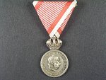 Stříbrná vojenská záslužná medaile Signum Laudis F.J.I., Ag, původní voj. stuha