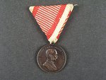 Bronzová medaile za statečnost, původní vojenská stuha, vydání 1914 - 1917