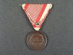 Bronzová medaile za statečnost, původní vojenská stuha, vydání 1914 - 1917